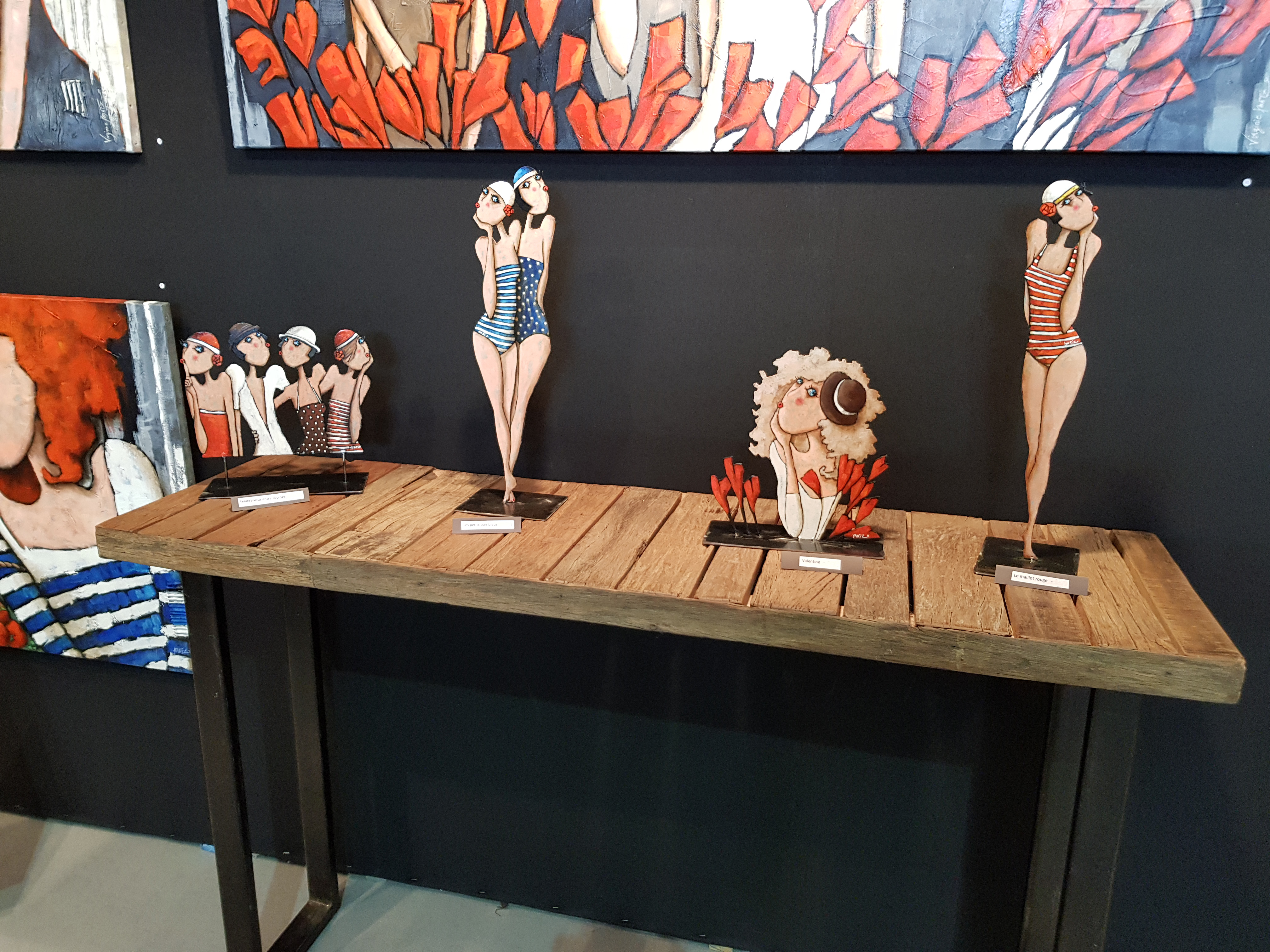 Les-pipelettes-en-statuettes.jpg
